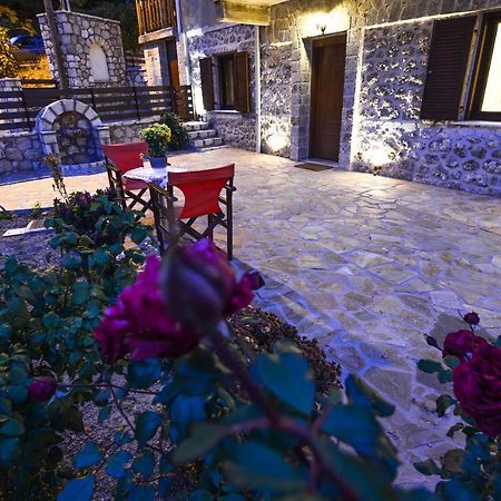 Ξενώνας Στροφυλιά Kato Sinikia Trikalon Exterior foto